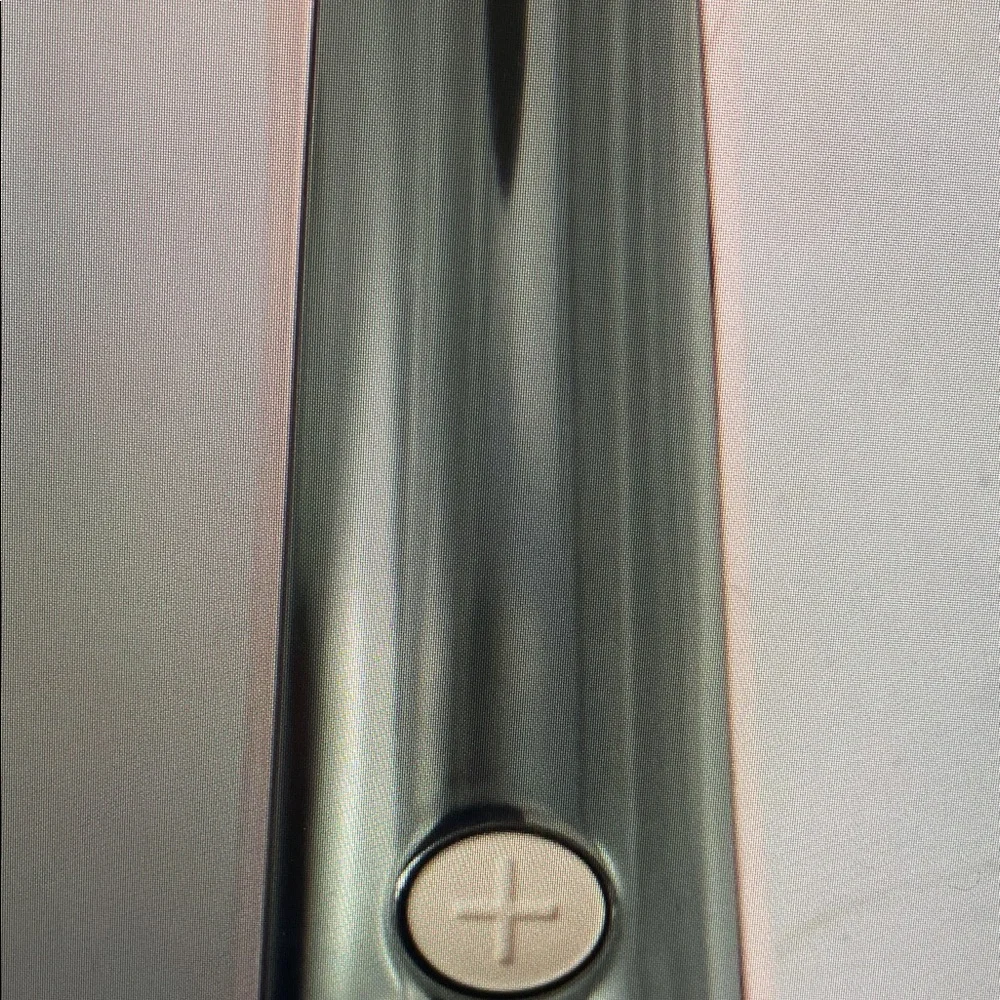 CHI X Barbie  3 Barrel Pink Hair Waver by - Picture 2 of 7